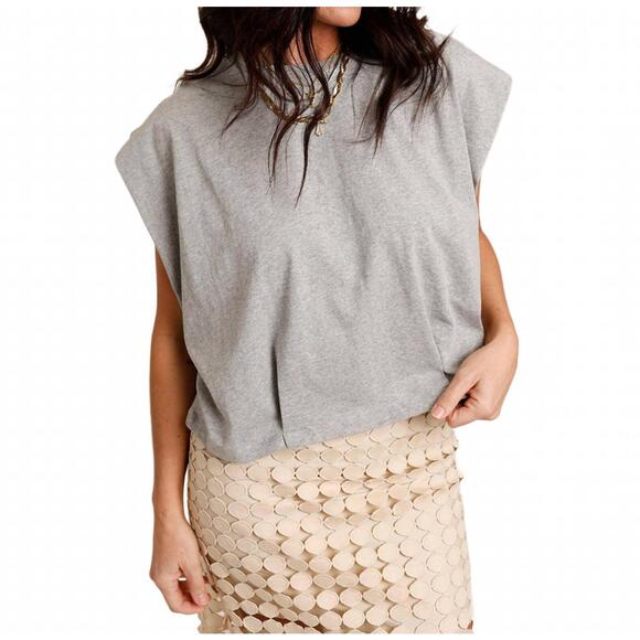 THINGS BETWEEN Tops - NEW THINGS BETWEEN women's nights like this muscle tee in grey